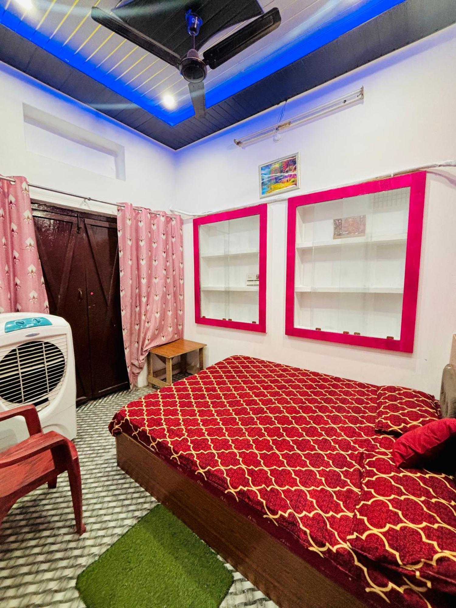 Shivalay Paying Guest house